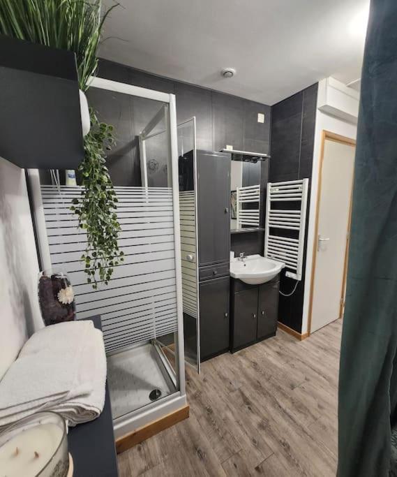 La Petite Loge De L'Ile Leilighet Nantes Eksteriør bilde